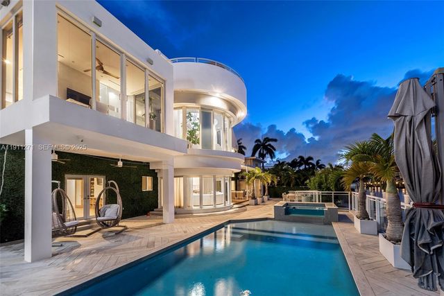 1319 Seminole Drive, Fort Lauderdale, FL 33304