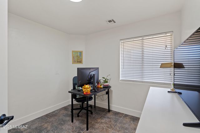 10780 S Piety Hill Drive, Vail, AZ 85641