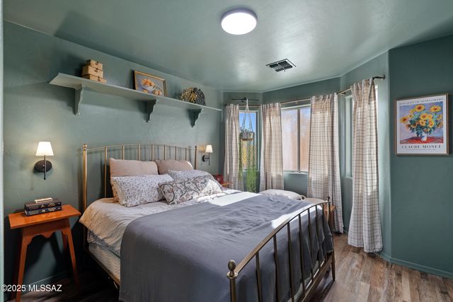 10780 S Piety Hill Drive, Vail, AZ 85641