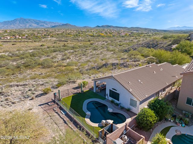 10780 S Piety Hill Drive, Vail, AZ 85641