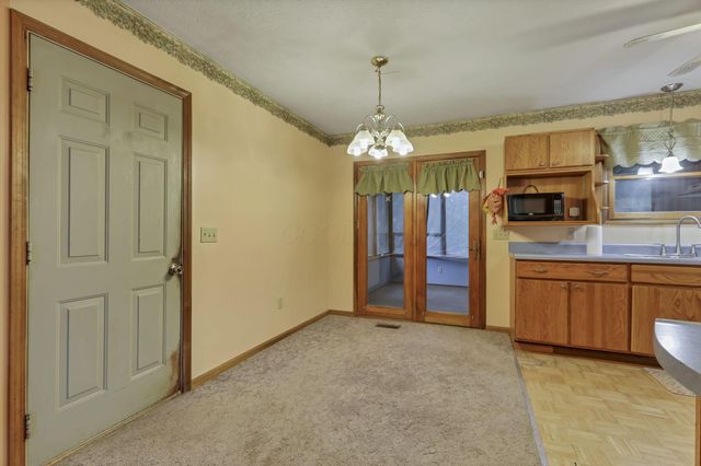 25775 Mundy Road, Rockbridge, OH 43149