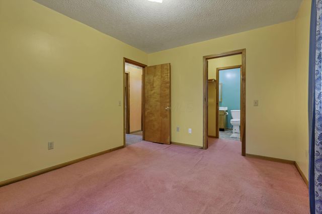 25775 Mundy Road, Rockbridge, OH 43149