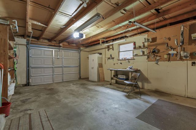 25775 Mundy Road, Rockbridge, OH 43149