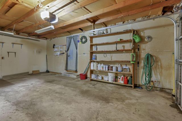 25775 Mundy Road, Rockbridge, OH 43149