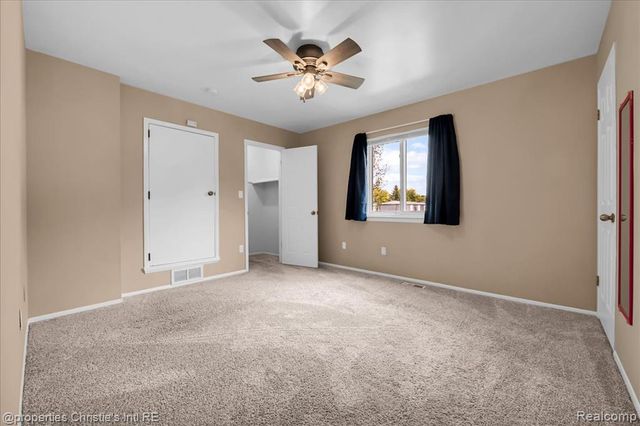 41297 S Woodbury Green Drive, Van Buren Twp, MI 48111