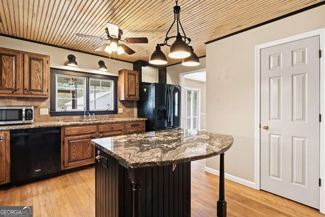 1215 Crossroads Church Road, Ellijay, GA 30540