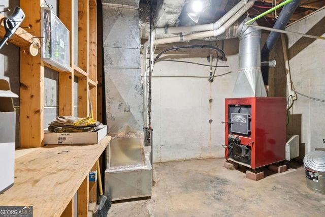 1215 Crossroads Church Road, Ellijay, GA 30540