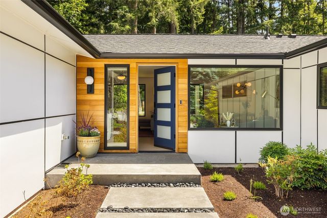 3028 249th Avenue SE, Sammamish, WA 98075