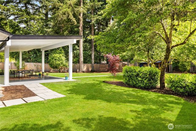 3028 249th Avenue SE, Sammamish, WA 98075