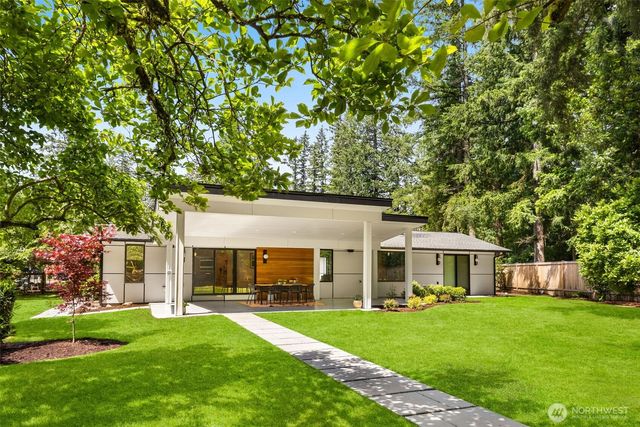 3028 249th Avenue SE, Sammamish, WA 98075