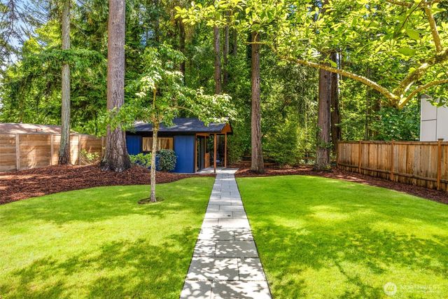 3028 249th Avenue SE, Sammamish, WA 98075