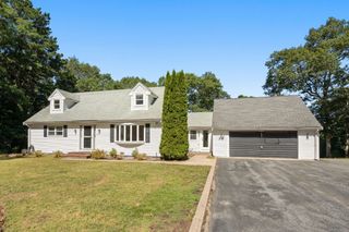 46 Wayne Rd, Bourne, MA 02532