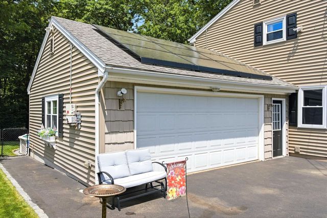 188 Patricia Lane, Manchester, NH 03104