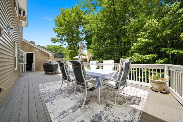 188 Patricia Lane, Manchester, NH 03104