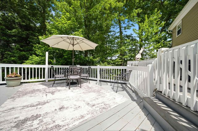188 Patricia Lane, Manchester, NH 03104