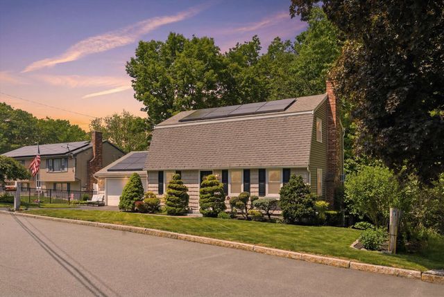 188 Patricia Lane, Manchester, NH 03104