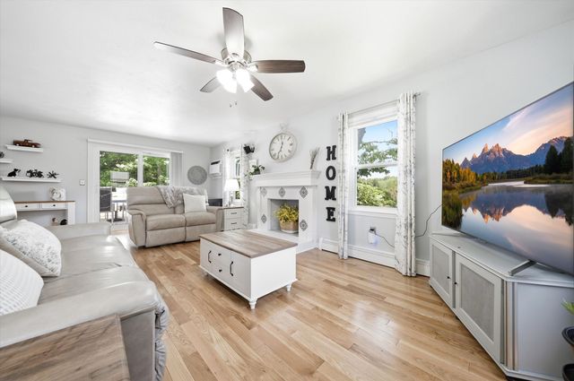 188 Patricia Lane, Manchester, NH 03104