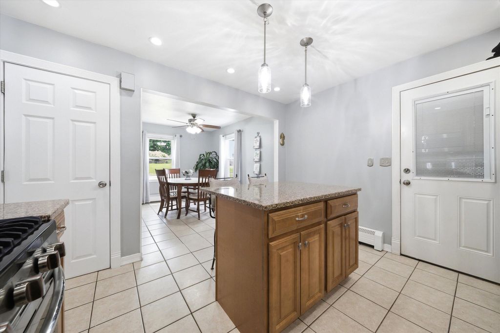 Image 12 of property listing at 188 Patricia Lane, Manchester, NH 03104