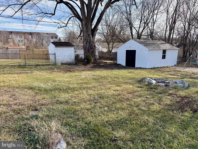 102 LEE ST, Martinsburg, WV 25404