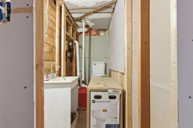 12 North Doris Avenue, Brockton, MA 02301