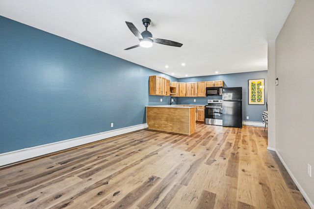 616 Lynn Avenue 30, Kalamazoo City, MI 49008