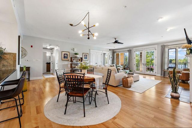 9129 Terrazza North Court, Dublin, OH 43016