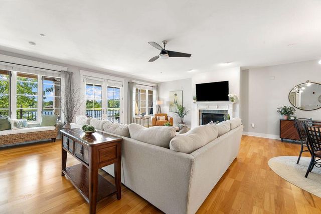 9129 Terrazza North Court, Dublin, OH 43016