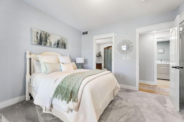 9129 Terrazza North Court, Dublin, OH 43016