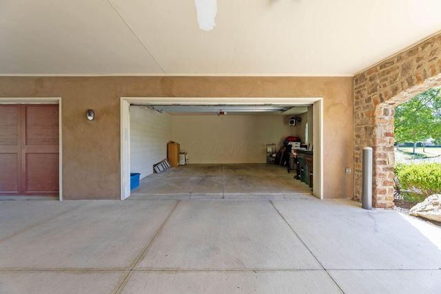 9129 Terrazza North Court, Dublin, OH 43016