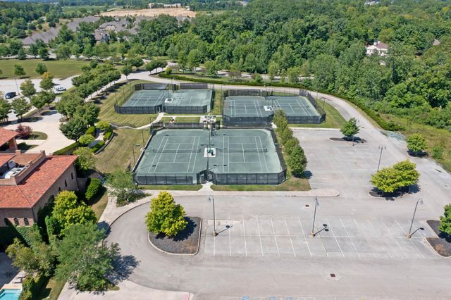 9129 Terrazza North Court, Dublin, OH 43016
