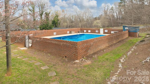 75 Laurelwood Drive 69, Marion, NC 28752