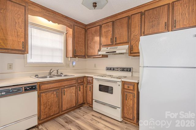 75 Laurelwood Drive 69, Marion, NC 28752