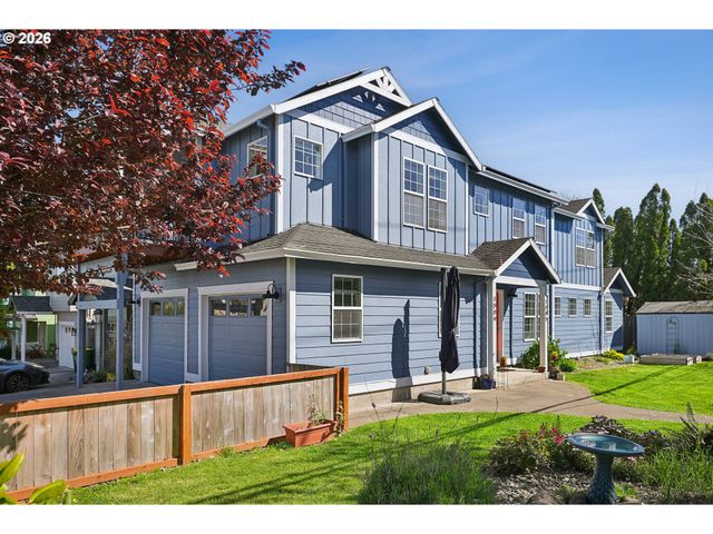 1085 Sw HALSEY St, Troutdale, OR 97060