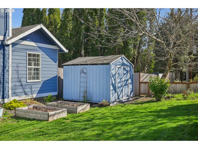 1085 Sw HALSEY St, Troutdale, OR 97060