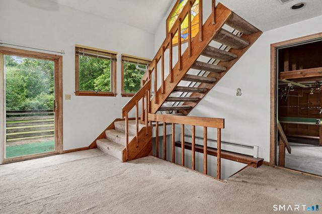 111 Daisy Circle, Bristol, CT 06010