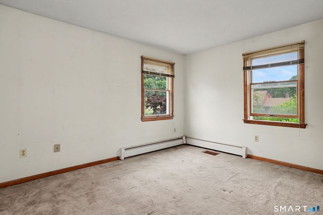 111 Daisy Circle, Bristol, CT 06010