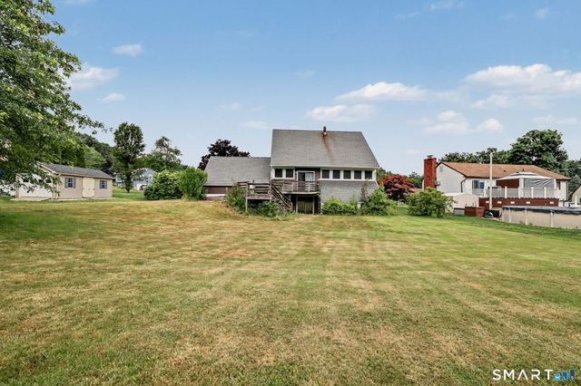 111 Daisy Circle, Bristol, CT 06010