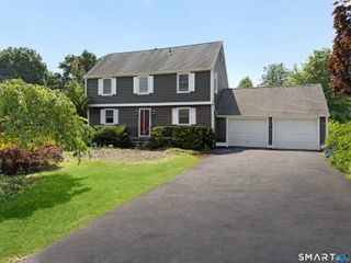 111 Daisy Circle, Bristol, CT 06010