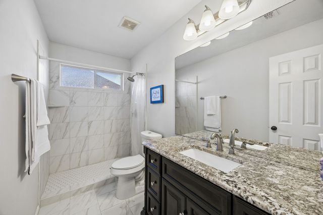 9413 Kings Link Circle, Rowlett, TX 75089