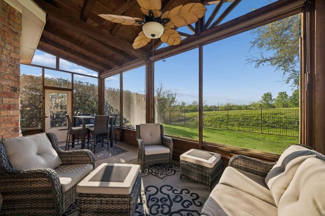 9413 Kings Link Circle, Rowlett, TX 75089