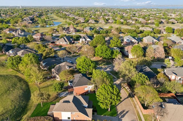 9413 Kings Link Circle, Rowlett, TX 75089