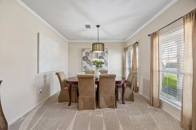 9413 Kings Link Circle, Rowlett, TX 75089