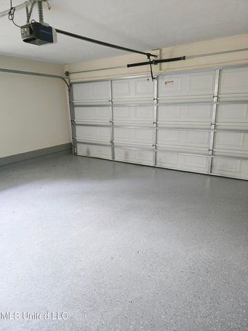 107 Lake Of Pines Drive, Jackson, MS 39206