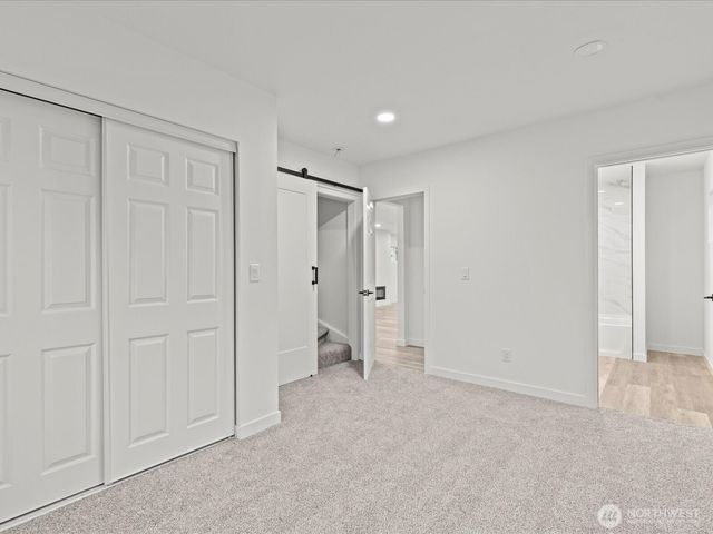 1008 N Steele Street, Tacoma, WA 98406