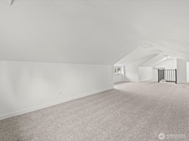 1008 N Steele Street, Tacoma, WA 98406