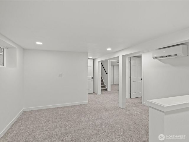 1008 N Steele Street, Tacoma, WA 98406