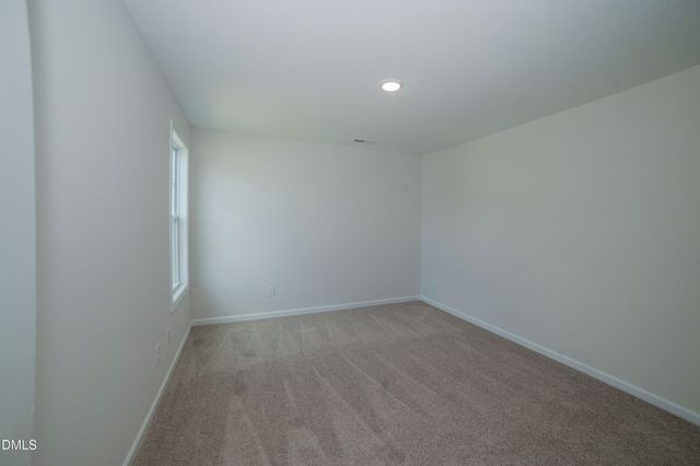 122 Jones Creek Lane, Lillington, NC 27546