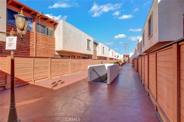 7033 Stewart And Gray Road 24, Downey, CA 90241