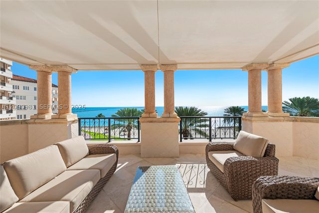 7642 Fisher Island Dr 7642, Miami Beach, FL 33109