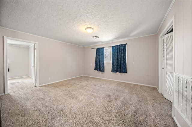 1223 Green Briar Drive, Huntsville, TX 77340